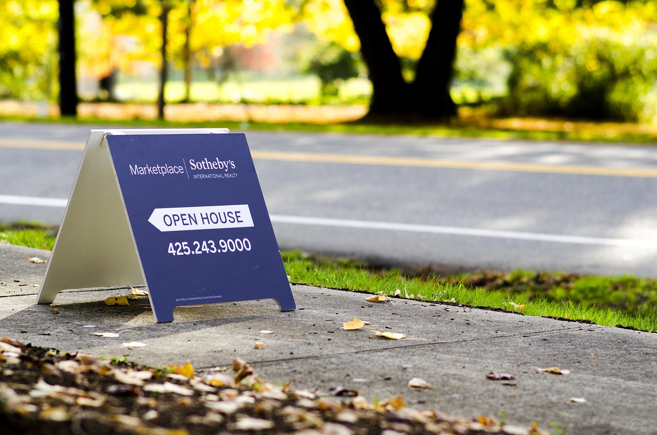 entdecken sie, wann der beste zeitpunkt für den immobilienkauf ist. tipps und trends zum kauf von immobilien in deutschland – finden sie heraus, wie sie beim hauskauf sparen können.